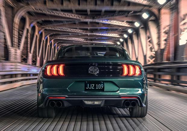 Mustang Bullittt, la Ford del cinema in Italia