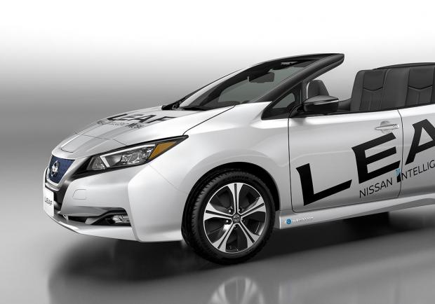 Nissan, l'elettrica Leaf è anche cabrio 03