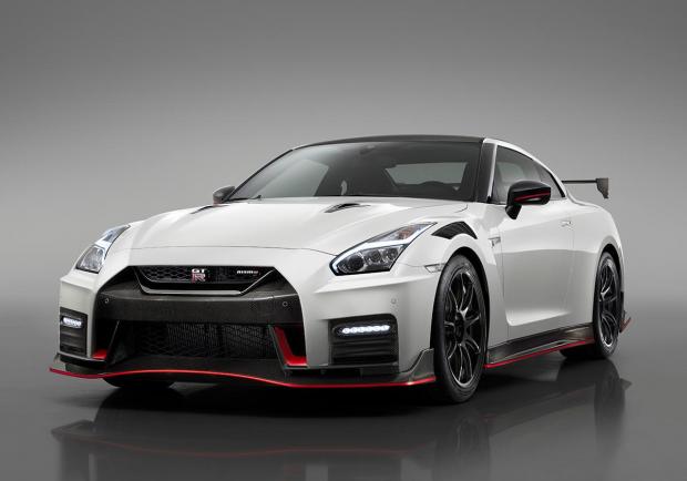 Nissan GT-R Nismo 2020, presentata a New York la nuova supercar 01