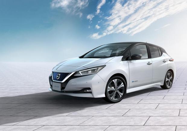 Nissan Leaf e , il debutto italiano alla '1000 Miglia Green' 01