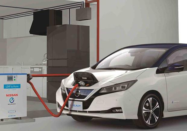 Nissan Leaf, icona green al Ministero 04