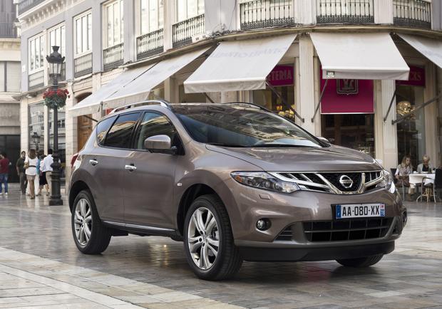 Nissan Murano tre quarti anteriore