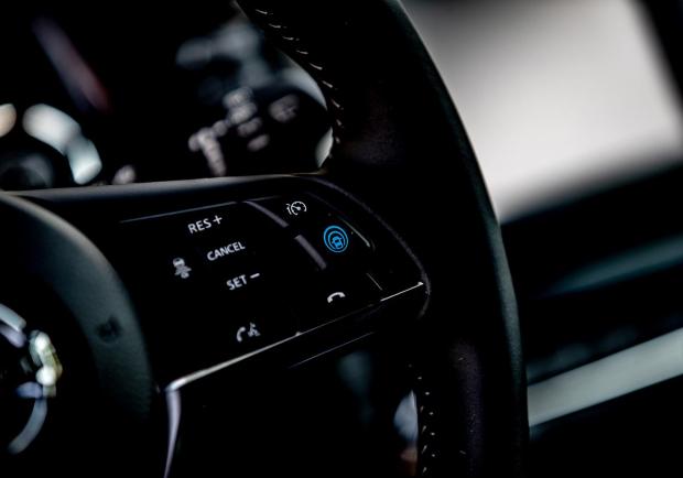 Nissan, nuovo rapporto uomo-auto con ProPILOT 05