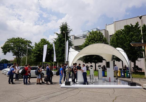 Nissan, gli studenti del Politecnico promuovono l'elettrico 04