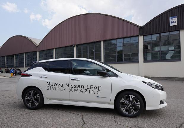 Nissan, gli studenti del Politecnico promuovono l'elettrico 05