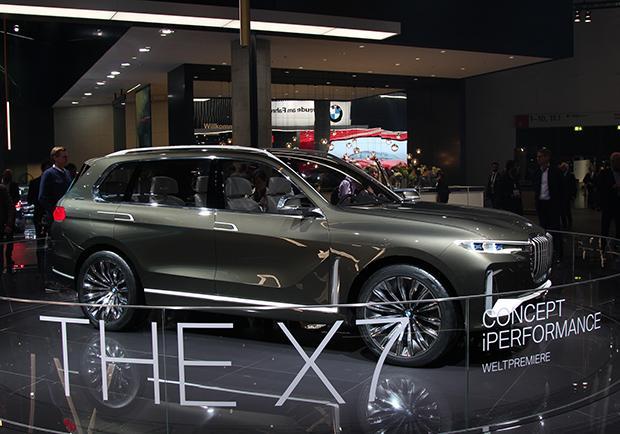 Novità BMW X7 iPerformance Concept Salone di Francoforte 2017