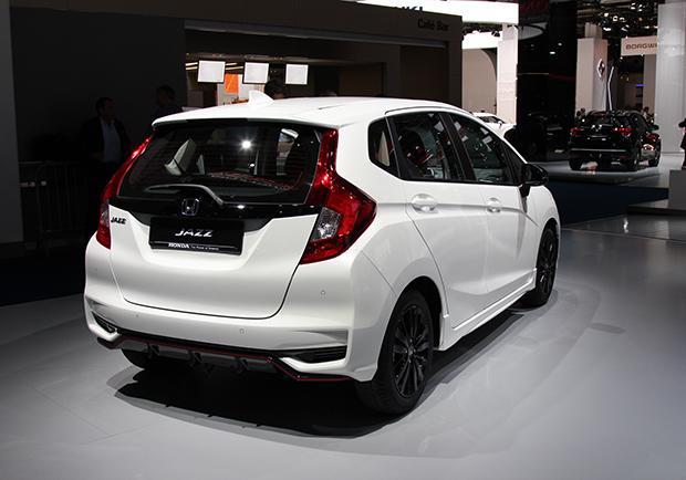 Novità Honda Jazz tre quarti posteriore al Salone di Francoforte 2017