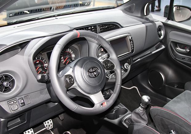 Novità Toyota Yaris GRNM interni al Salone di Francoforte 2017