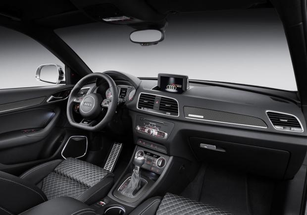 Nuova Audi Q3 RS restyling 2015 interni