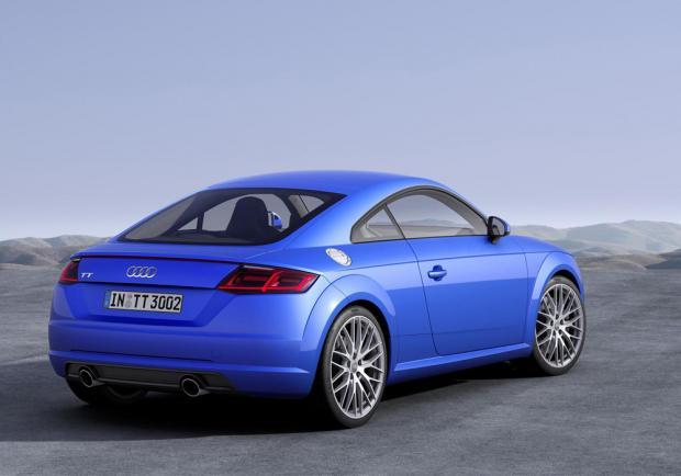 Nuova Audi TT tre quarti posteriore