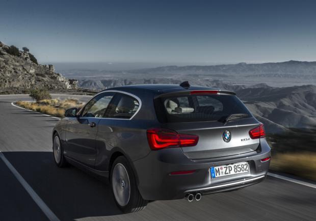 Nuova BMW Serie 1 restyling 2015 Urban Line posteriore