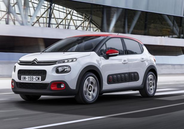 Nuova Citroen C3 tre quarti anteriore