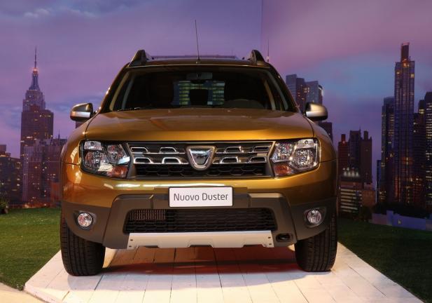 Nuova Dacia Duster 2016 frontale