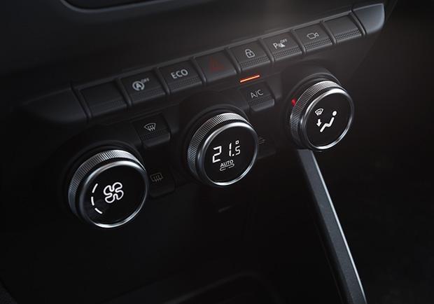 Nuova Dacia Duster 2018 comandi climatizzatore