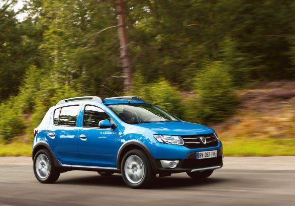 Nuova Dacia Sandero Stepway profilo lato destro