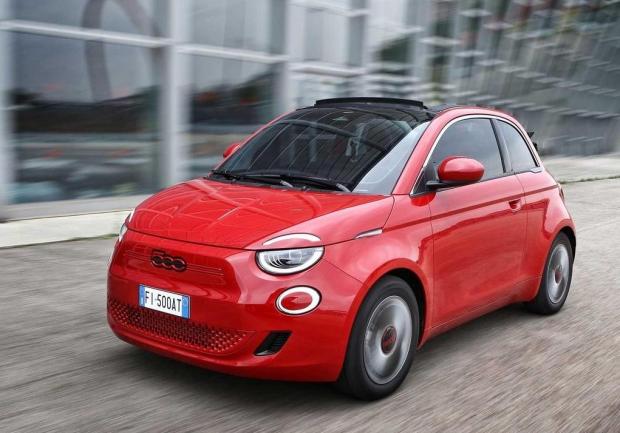 Nuova Fiat 500 (RED)