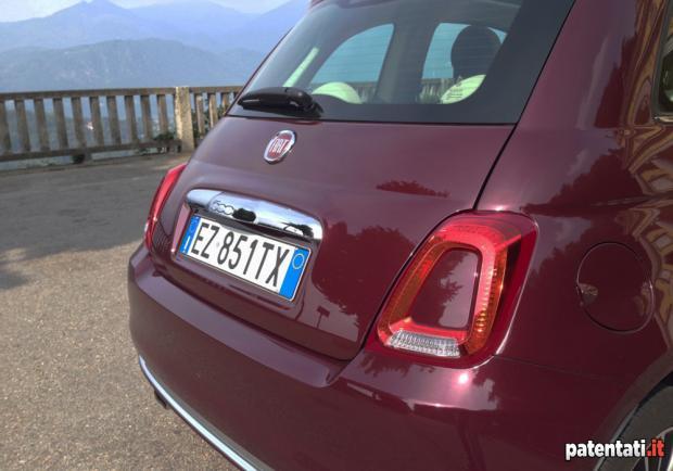 Nuova Fiat 500 0.9 TwinAir Turbo 105CV fari posteriori