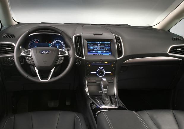 Nuova Ford Galaxy 2015 interni