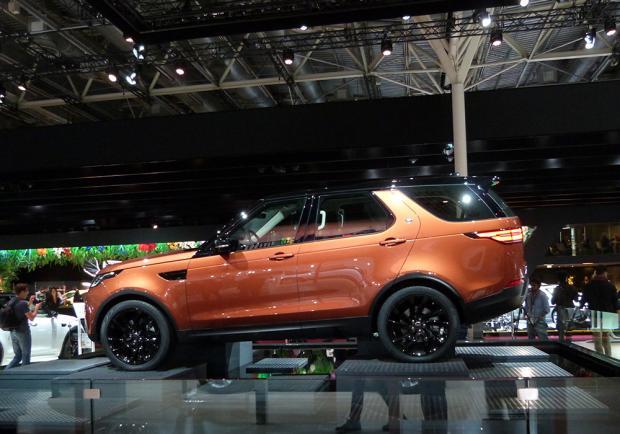 Nuova Land Rover Discovery al Salone di Parigi 2016 4