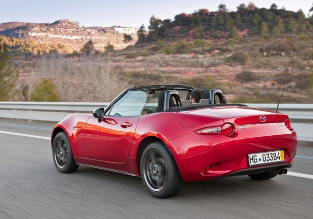 Nuova Mazda MX-5 tre quarti posteriore