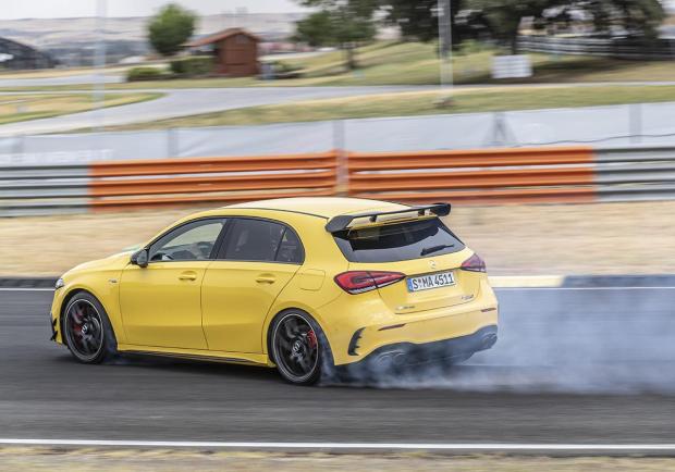 Nuova Mercedes A 45 AMG S 2019 drift