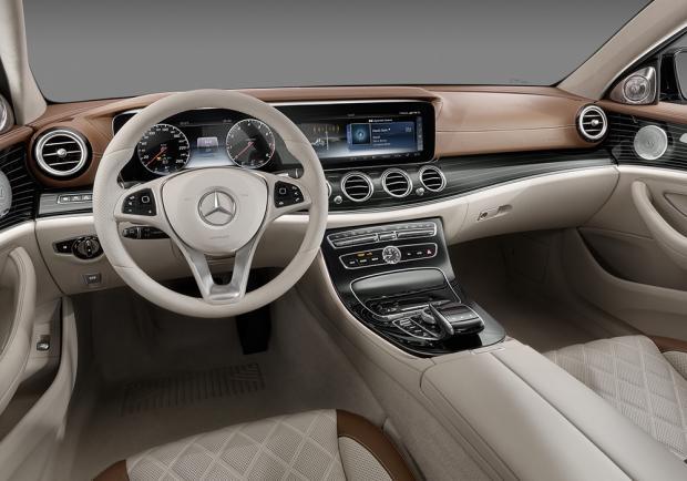Nuova Mercedes-Benz Classe E 2016