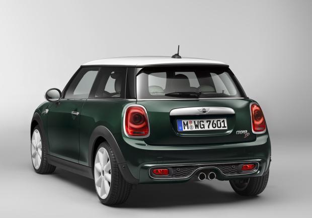 Nuova Mini Cooper SD tre quarti posteriore