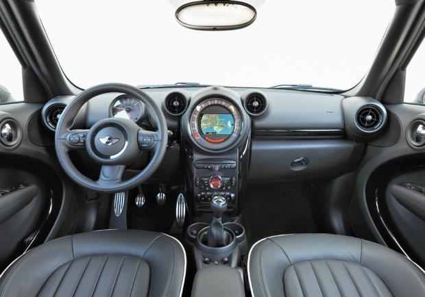 Nuova Mini Countryman restyling 2014 interni