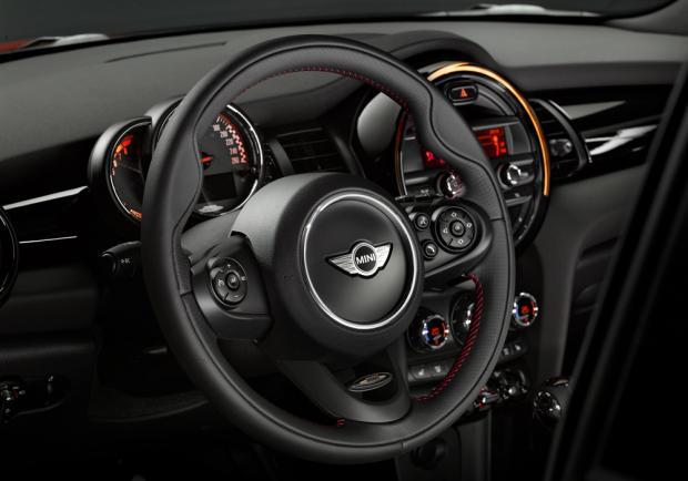 Nuova Mini John Cooper Works interni