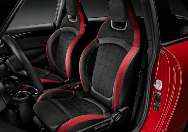 Nuova Mini John Cooper Works sedili anteriori