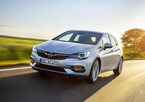 Nuova Opel Astra, aperti gli ordini in Italia 02
