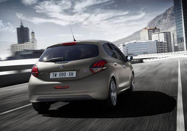 Nuova Peugeot 208 2015 Ice Grey posteriore