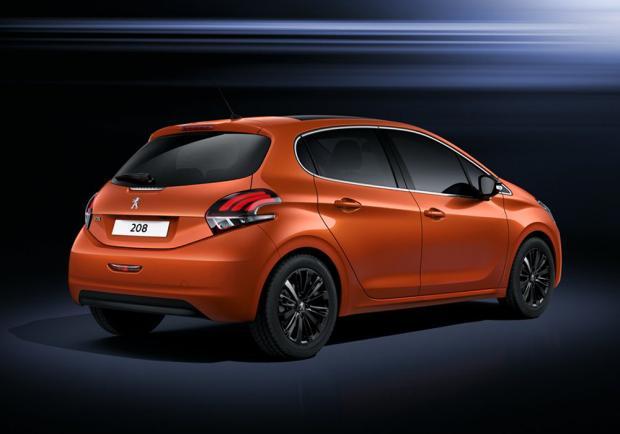 Nuova Peugeot 208 restyling 2015 tre quarti posteriore