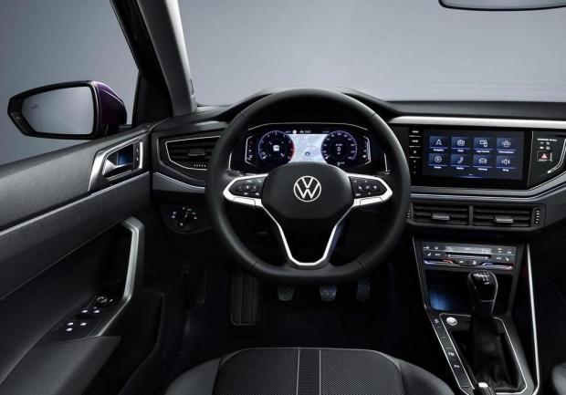 Nuova Polo Volkswagen TGI a metano interni