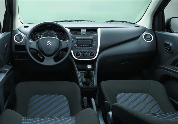 Nuova Suzuki Celerio interni