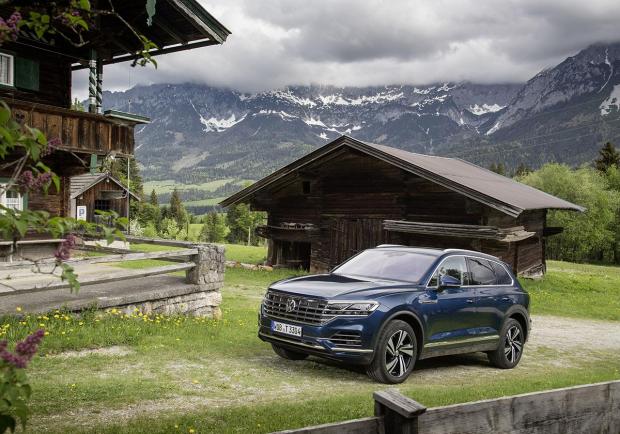 Nuova Volkswagen Touareg: focus sul sistema antirollio 02