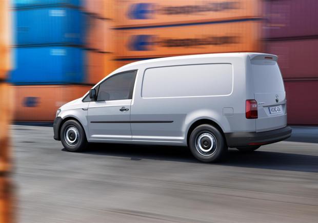 Nuovo Volkswagen Caddy Maxi van tre profilo