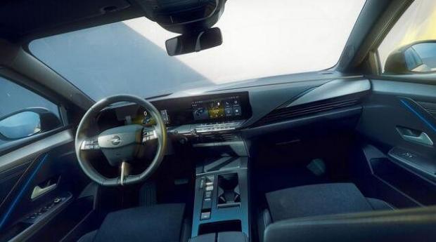 Opel Astra 2026 - interni