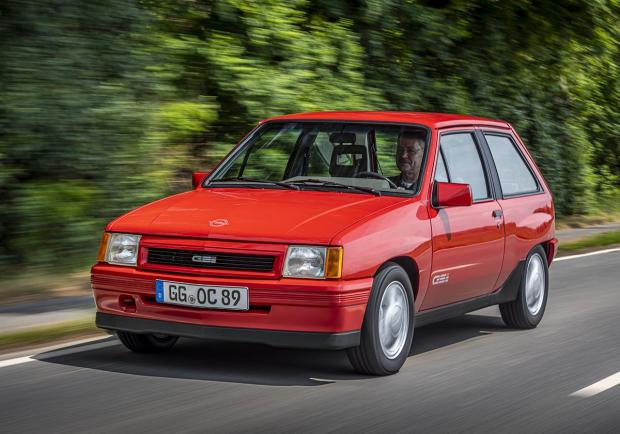 Opel, le auto d'epoca al Klassik Tour Kronberg 03