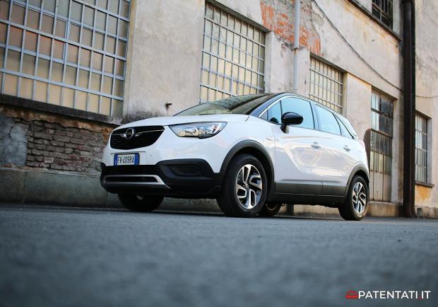 Opel Crossland X 1.2 82 CV Design Line foto