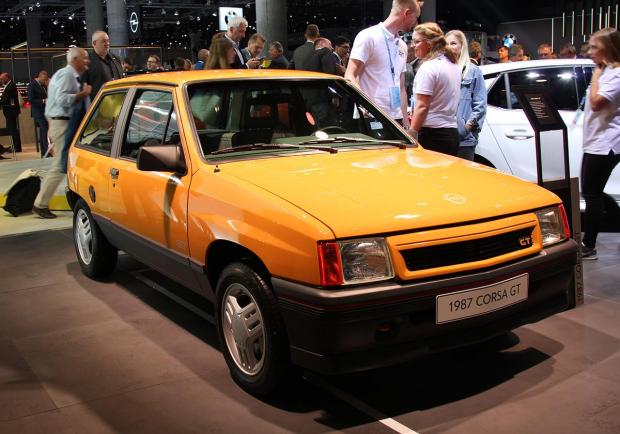 Opel, gli ultimi modelli al Salone di Francoforte 53