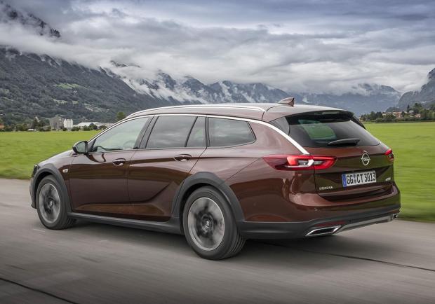 Opel Insignia Country Tourer 2.0 BiTurbo CDTI foto