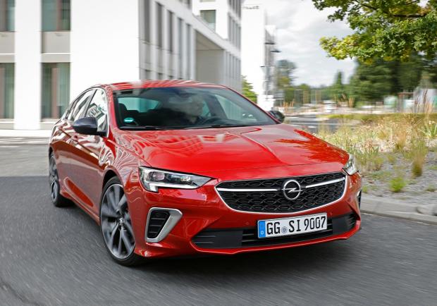 Opel Insignia, gli highlights della nuova ammiraglia 02