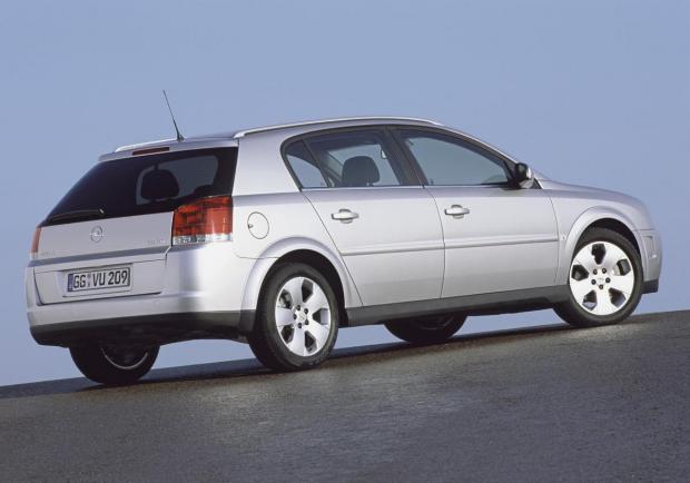 Opel Signum 1