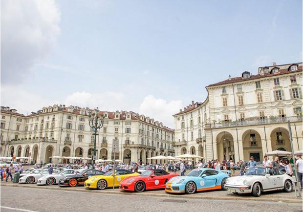 Parco Valentino 2018, auto storiche in piazza a Torino