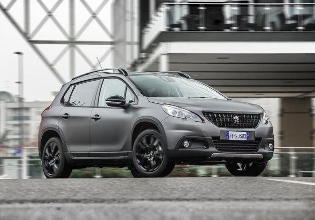 Peugeot 2008, ora la SUV è diesel e automatica