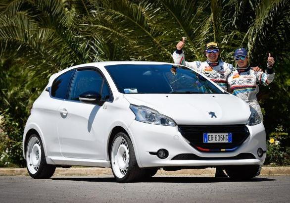Peugeot 208 GTi ?One Off UcciUssi?