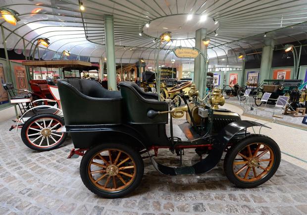 Peugeot, 30 anni della tana del Leone 02