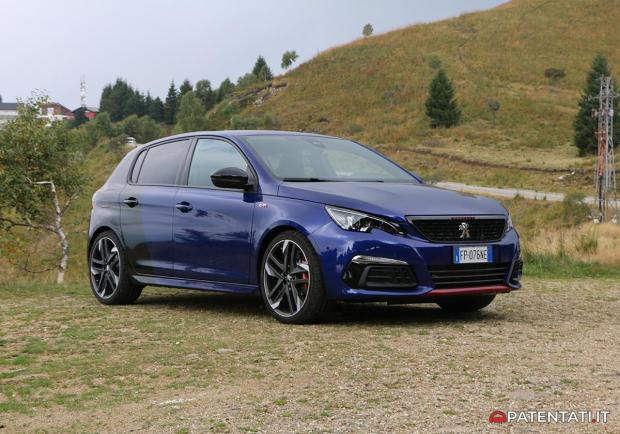 Peugeot 308 GTi by Peugeot Sport foto