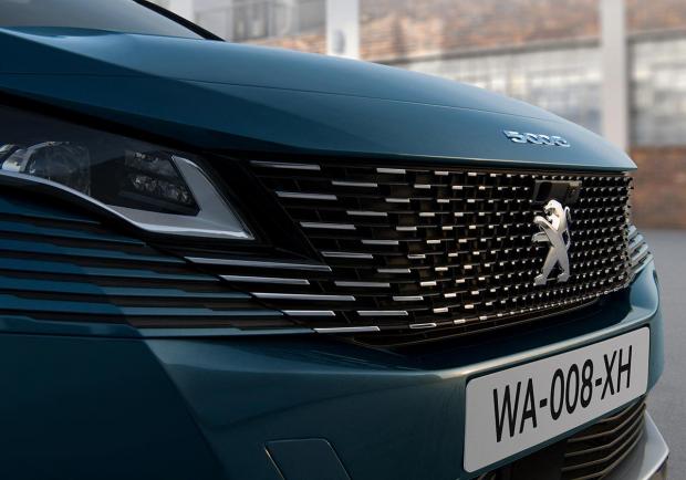 Peugeot 5008 BlueHDi 130 GT EAT8 anteriore